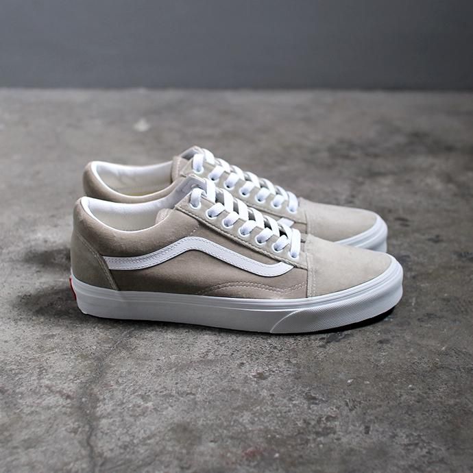 147294334 VANS / Velvet Old Skool - Gray ヴァンズ ベルベットオールドスクール ベージュ VN0A4BV5TCH<img class='new_mark_img2' src='//img.shop-pro.jp/img/new/icons47.gif' style='border:none;display:inline;margin:0px;padding:0px;width:auto;' /> 02