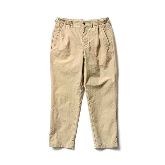 147865943 STILL BY HAND / PT0694 ナイロン素材セットアップパンツ - Beige 01