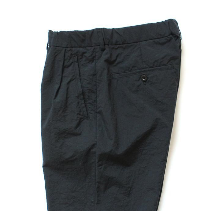 147865949 STILL BY HAND / PT0694 ナイロン素材セットアップパンツ - Black 02