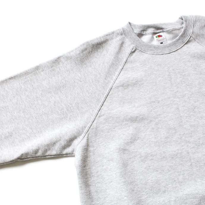 147902543 Fruit of the Loom Europe / Classic Raglan Sweat - Heather Grey 02