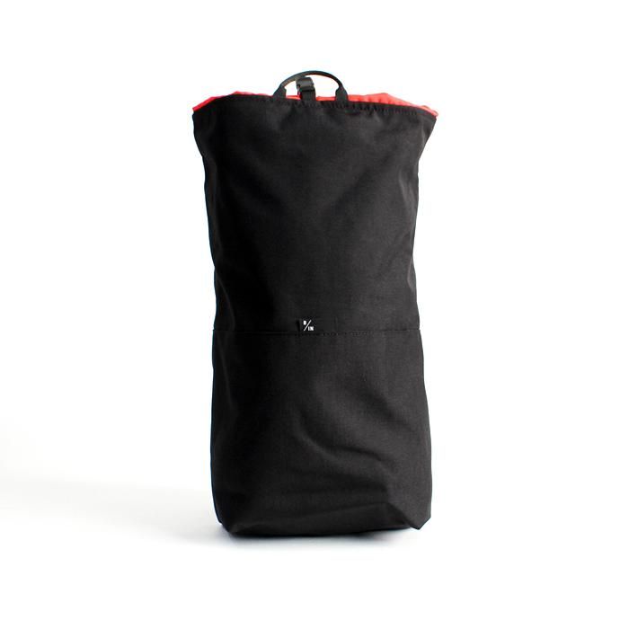 147944539 BRAASI INDUSTRY / TEKLA ALPINIST - 20L Black 耐水バックパック 01