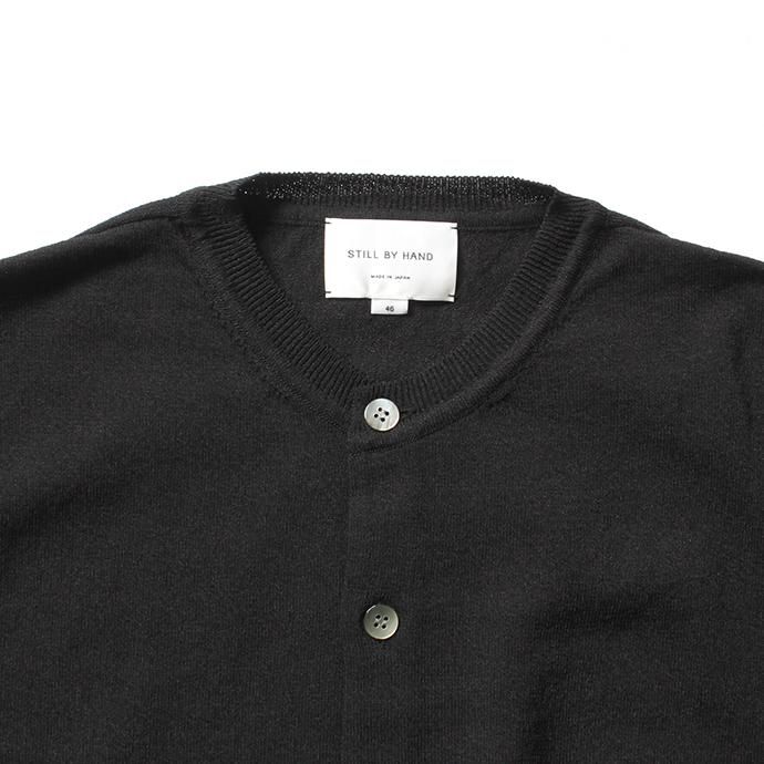 148438959 STILL BY HAND / KN04201 クルーネックカーディガン - Black 02
