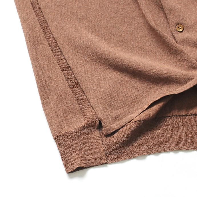 148438986 STILL BY HAND / KN04201 クルーネックカーディガン - Maroon 02