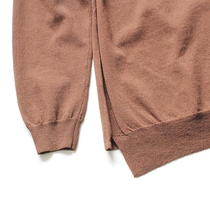 148438986 STILL BY HAND / KN04201 クルーネックカーディガン - Maroon 02