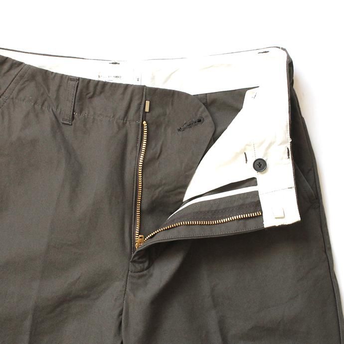148439161 STILL BY HAND / PT04201 センタープレススラックス - Charcoal 02