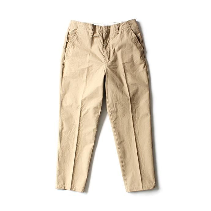 148439186 STILL BY HAND / PT04201 センタープレススラックス - Beige 01