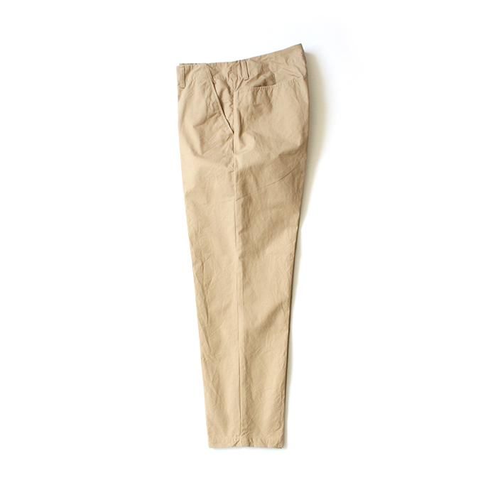 148439186 STILL BY HAND / PT04201 センタープレススラックス - Beige 02