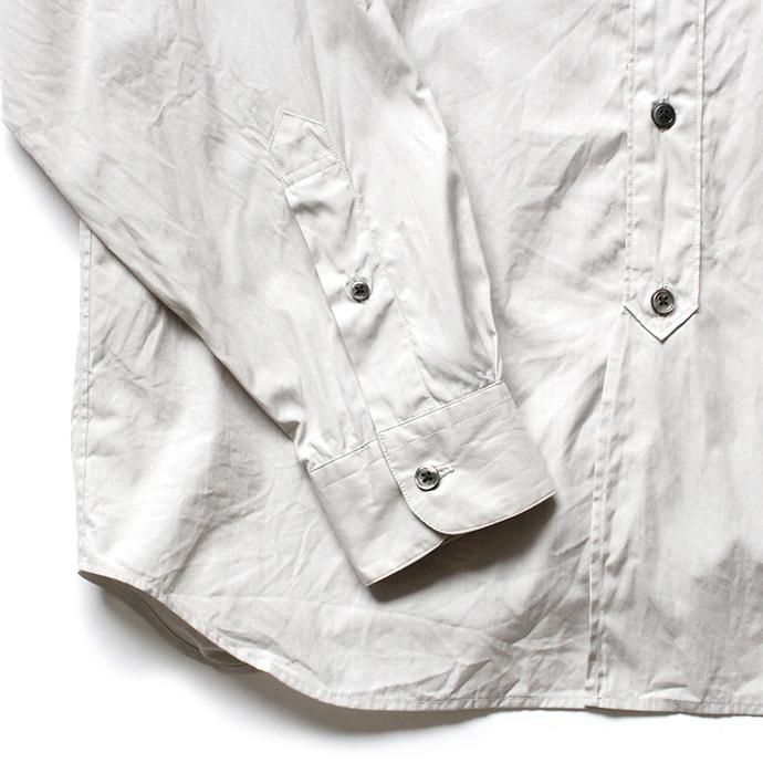 148986858 STILL BY HAND / SH04201 バンドカラーシャツ - Light Grey<img class='new_mark_img2' src='//img.shop-pro.jp/img/new/icons47.gif' style='border:none;display:inline;margin:0px;padding:0px;width:auto;' /> 02