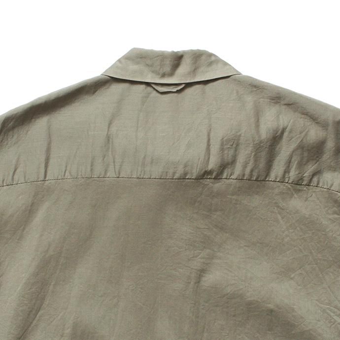 149293829 STILL BY HAND / SH08201 ローン素材 S/Sシャツ - Olive 02