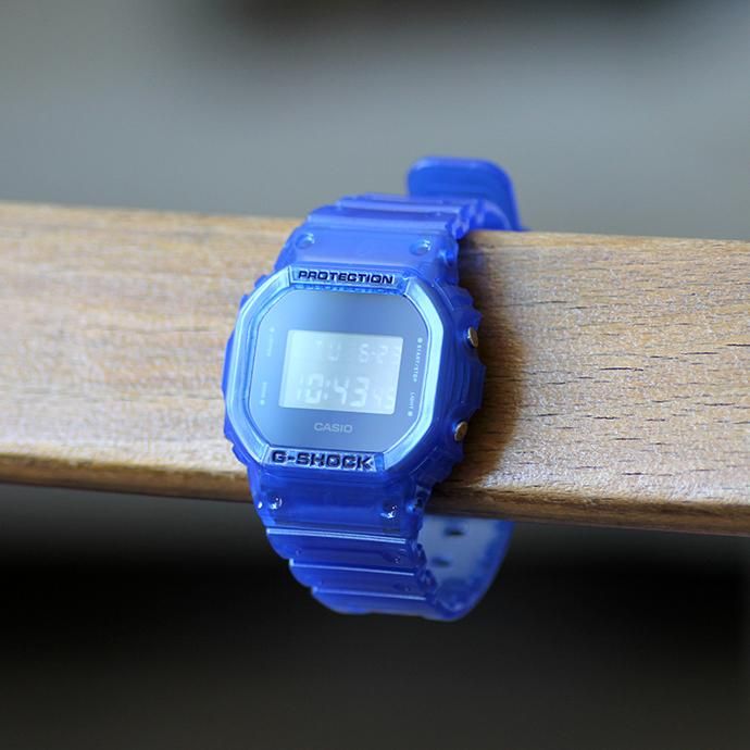 151906955 CASIO G-SHOCK / クリアスケルトンGショック DW-5600SB-2 ブルー 02