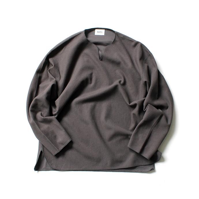 152342762 blurhms ROOTSTOCK / Rough & Smooth Thermal Over-Neck Loose Fit - Dark Grey ROOTS-RKAW19004F20 01