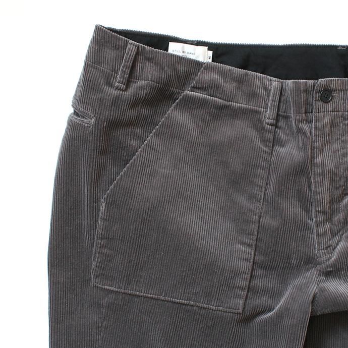 153307018 STILL BY HAND / PT03203 コーデュロイパンツ - Smoke Grey 02