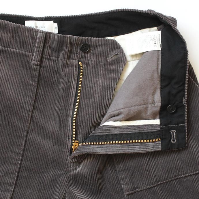153307018 STILL BY HAND / PT03203 コーデュロイパンツ - Smoke Grey 02