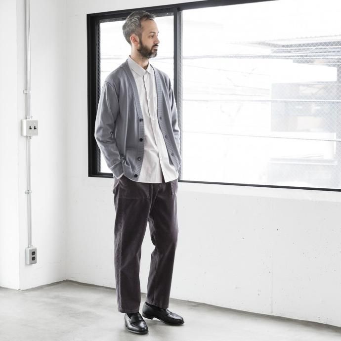 153307018 STILL BY HAND / PT03203 コーデュロイパンツ - Smoke Grey 02