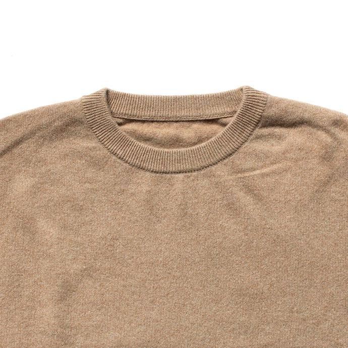 153686346 crepuscule / 2003-009 Cashmere crew - Camel カシミアニットクルーネックプルオーバー キャメル 02