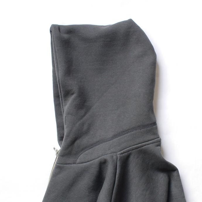 154024781 STILL BY HAND / CS06203 ジップフロント 度詰めスウェットパーカー - Charcoal<img class='new_mark_img2' src='//img.shop-pro.jp/img/new/icons47.gif' style='border:none;display:inline;margin:0px;padding:0px;width:auto;' /> 02