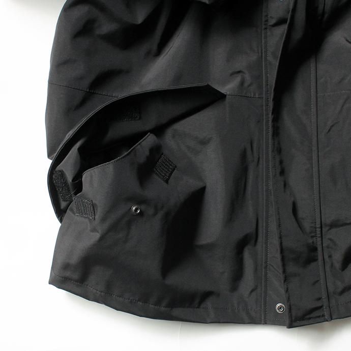 154310223 SBB / Parka imp. trasp. con liner - Black ECWCSスタイル防水透湿パーカー ブラック 02