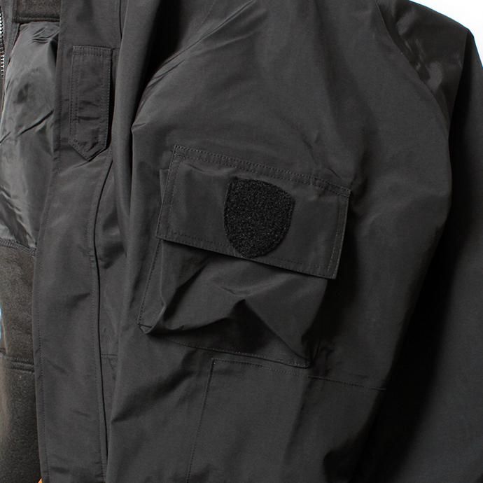 154310223 SBB / Parka imp. trasp. con liner - Black ECWCSスタイル防水透湿パーカー ブラック 02