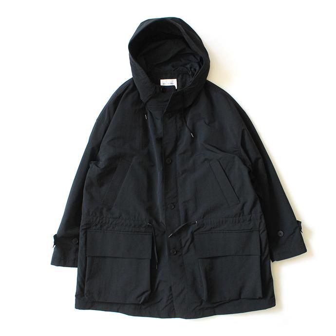 154353577 STILL BY HAND / CO03203 ナイロンフーデッドコート - Black 01