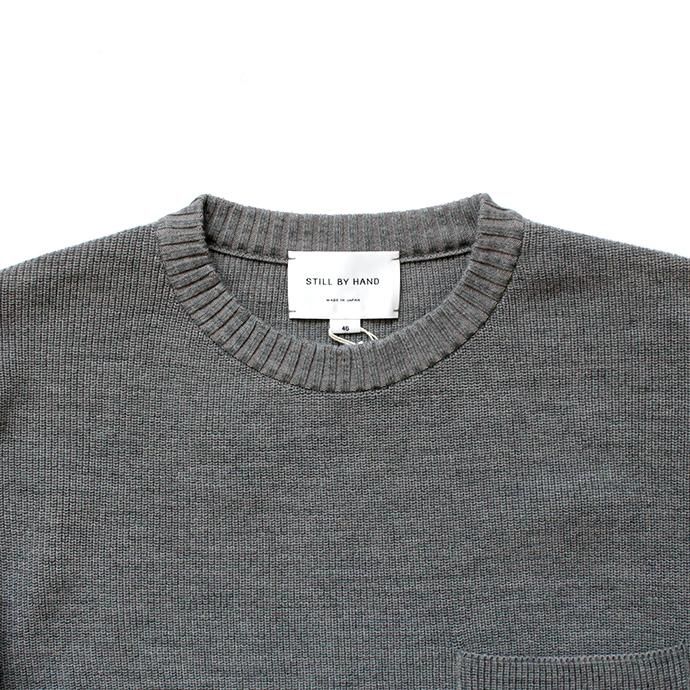 154365212 STILL BY HAND / KN02203 コットンウール クルーネックセーター - Grey<img class='new_mark_img2' src='//img.shop-pro.jp/img/new/icons47.gif' style='border:none;display:inline;margin:0px;padding:0px;width:auto;' /> 02