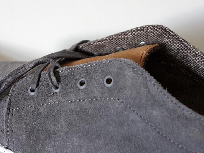 VANS 106 Vulcanized CA - Suede Charcoal Grey<img class='new_mark_img2' src='//img.shop-pro.jp/img/new/icons47.gif' style='border:none;display:inline;margin:0px;padding:0px;width:auto;' /> 02