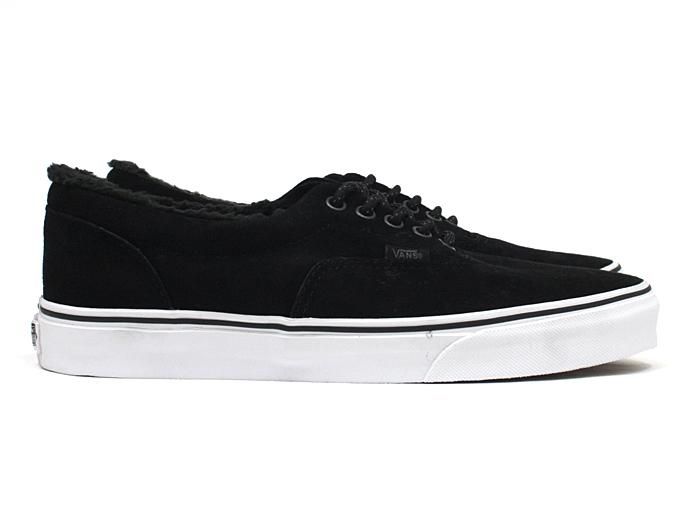 VANS Era Pig Suede/Fleece Lining - Black<img class='new_mark_img2' src='//img.shop-pro.jp/img/new/icons47.gif' style='border:none;display:inline;margin:0px;padding:0px;width:auto;' /> 02