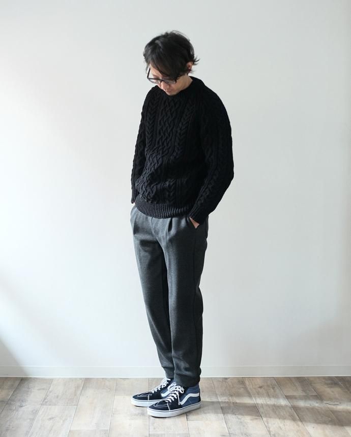 INVERALLAN INVERALLAN / 1A Crewneck Sweater - Black Denim インバーアラン インディゴクルーネックセーター ブラックデニム<img class='new_mark_img2' src='//img.shop-pro.jp/img/new/icons47.gif' style='border:none;display:inline;margin:0px;padding:0px;width:auto;' /> 02