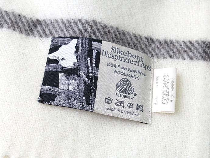 66908177 Silkeborg Plaids(シルケボー・プレイド) / ウールブランケットS DANAJA/0104 ホワイト<img class='new_mark_img2' src='//img.shop-pro.jp/img/new/icons47.gif' style='border:none;display:inline;margin:0px;padding:0px;width:auto;' /> 02