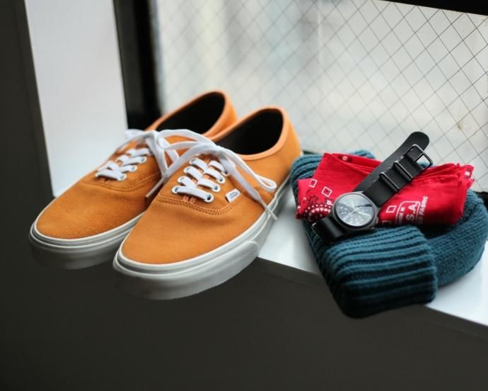 VANS Vintage Suede Authentic - Golden Oak ヴィンテージ スウェード オーセンティック<img class='new_mark_img2' src='//img.shop-pro.jp/img/new/icons47.gif' style='border:none;display:inline;margin:0px;padding:0px;width:auto;' /> 02