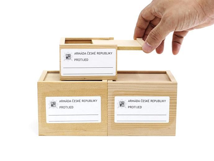 89765691 Medicinal Wooden Box 90sチェコ軍 スライド式木製小箱 - Lサイズ<img class='new_mark_img2' src='//img.shop-pro.jp/img/new/icons47.gif' style='border:none;display:inline;margin:0px;padding:0px;width:auto;' /> 02