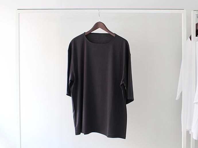 smoothday(スムースデイ) 100/1 ディオラマスムース オーバーサイズTシャツ - ブラック<img class='new_mark_img2' src='//img.shop-pro.jp/img/new/icons47.gif' style='border:none;display:inline;margin:0px;padding:0px;width:auto;' /> 02