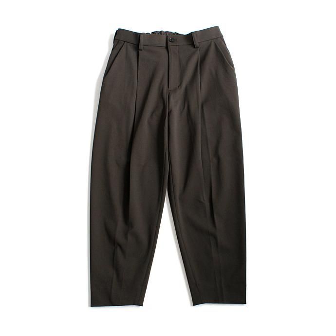 smoothday(スムースデイ) メンズ ビッグタックパンツ - ダークオリーブ 1507P050-016 #1<img class='new_mark_img2' src='//img.shop-pro.jp/img/new/icons47.gif' style='border:none;display:inline;margin:0px;padding:0px;width:auto;' /> 01