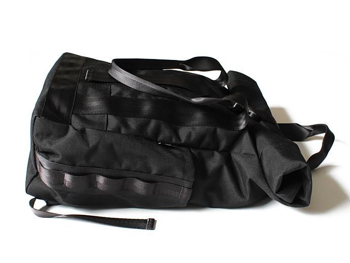 DEFY VerBockel Rolltop Backpack - Black Cordura ロールトップバックパック コーデュラナイロン ブラック<img class='new_mark_img2' src='//img.shop-pro.jp/img/new/icons47.gif' style='border:none;display:inline;margin:0px;padding:0px;width:auto;' /> 02