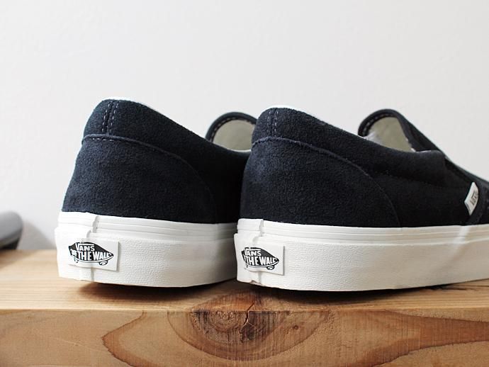 93664716 VANS / Vintage Suede Slip-On - Blue Graphite/Blanc<img class='new_mark_img2' src='//img.shop-pro.jp/img/new/icons47.gif' style='border:none;display:inline;margin:0px;padding:0px;width:auto;' /> 02
