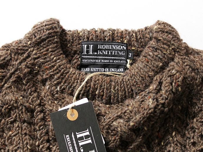 H. ROBINSON KNITTING H. ROBINSON KNITTING / Hand Knitted Cable P/O ハンドニットケーブル編みプルオーバー - Brown Ale 02