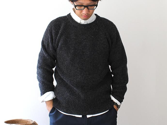 H. ROBINSON KNITTING H. ROBINSON KNITTING / Half Card. Stitch P/O - Black Pool 02