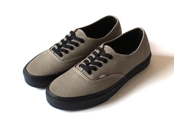 94477885 VANS / Black Sole Authentic - Brindle<img class='new_mark_img2' src='//img.shop-pro.jp/img/new/icons47.gif' style='border:none;display:inline;margin:0px;padding:0px;width:auto;' /> 02