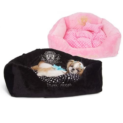 puppy angelDreaming Dots Bed