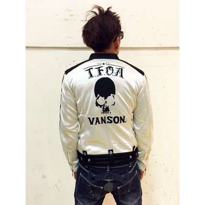 【送料無料】クローズＷＯＲＳＴ×ＶＡＮＳＯＮ　ＴＦＯＡドクロ　ボンディングライダース