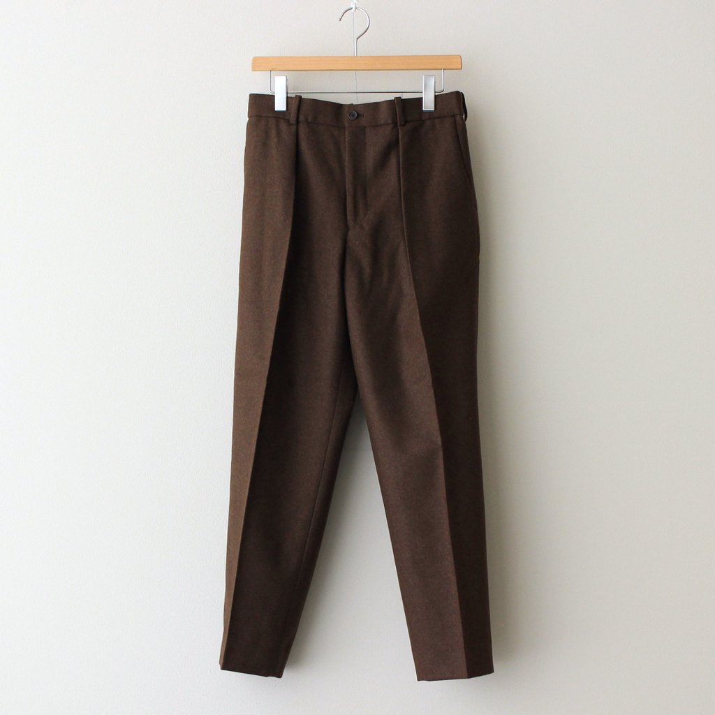 MARKAWARE｜PLEATED FRONT PEGTOP #NATURAL BROWN [A21C-16PT01C]
