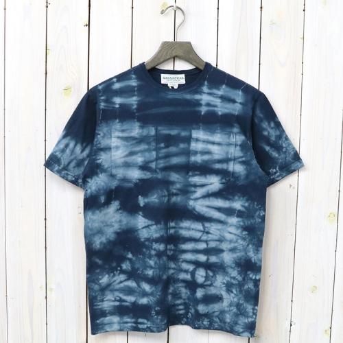 『CHOP CORNER D POCKET T』(NAVY)