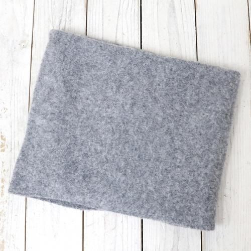 『HEAVY BRUSH NECK WARMER』(MEDIUM GREY)