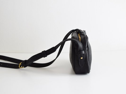Yammart ヤマート rectangle shoulder bag black