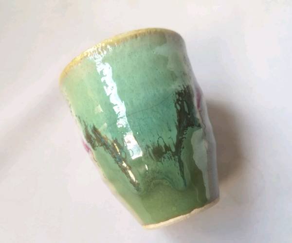 緑釉窯変カップ