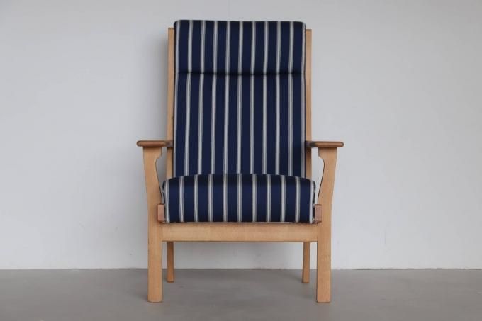 【北欧家具】Hans J. Wegnerデザイン GE181 張替済み(Danish Art Weaving生地)