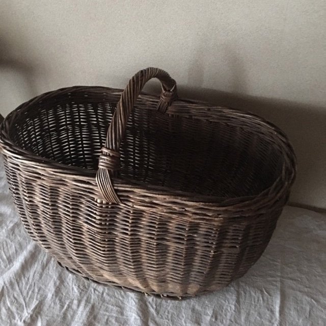 ハンガリー 農家 カゴ 編み 特大 バスケット カゴ バッグ　hungary vintage big basket