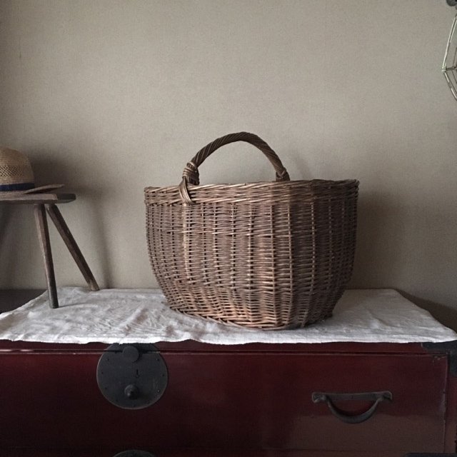 ハンガリー 農家 カゴ 編み 特大 バスケット カゴ バッグ　hungary vintage big basket
