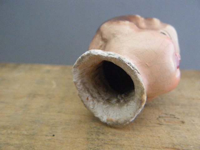ハンガリー 蚤の市 古い張り子のフランス人形 ドールヘッド ・antique vintage old papier-mache doll head hungary