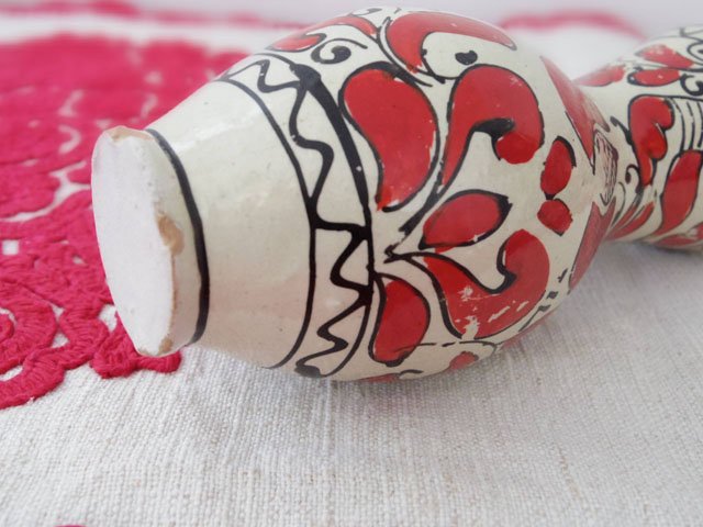ルーマニア コロンド村の陶器の小さな花瓶  赤2・Romania Korond pottery vase small tall red 2