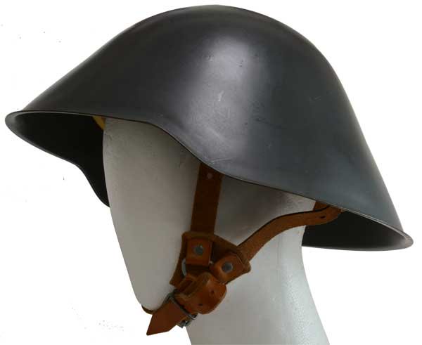 東ドイツ軍 ヘルメット